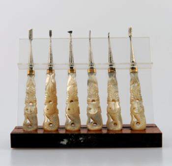 Instruments for removing salivary calculus